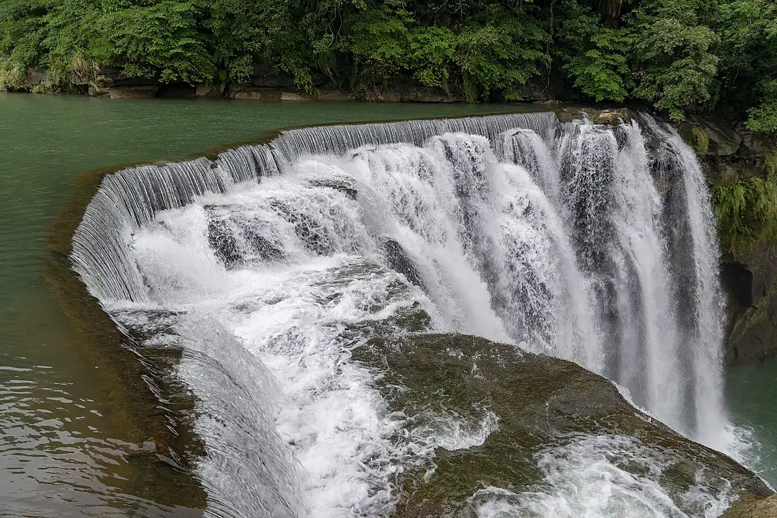 2017-10-28 Shifen Waterfall