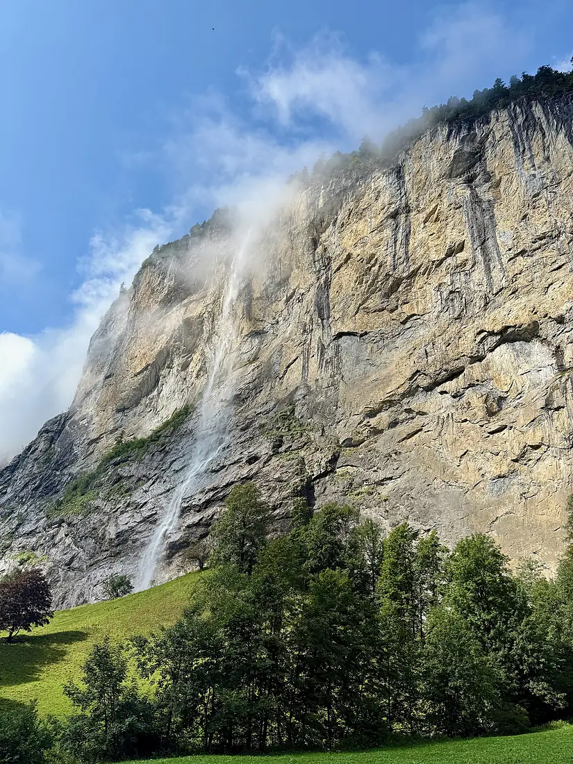 2025-08-22 - Staubbach Falls - 01