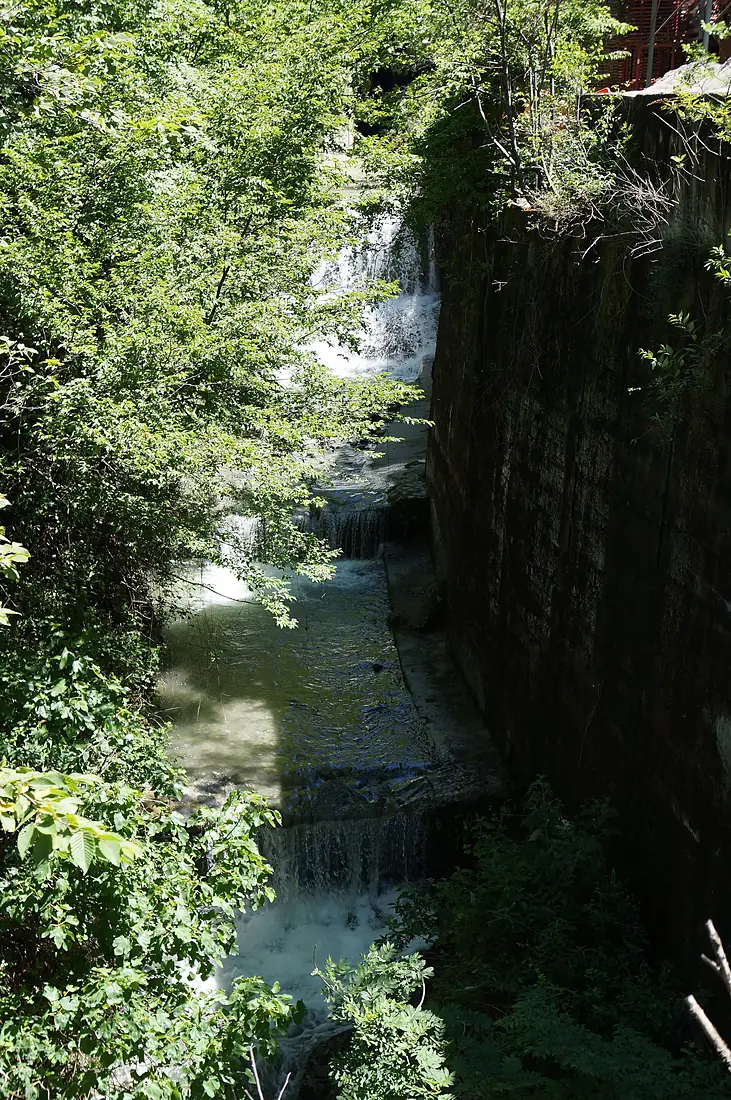 Torrente Esino - giorno seccessivo a forte pioggia