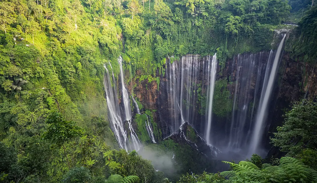 Air rerjun Tumpak Sewu