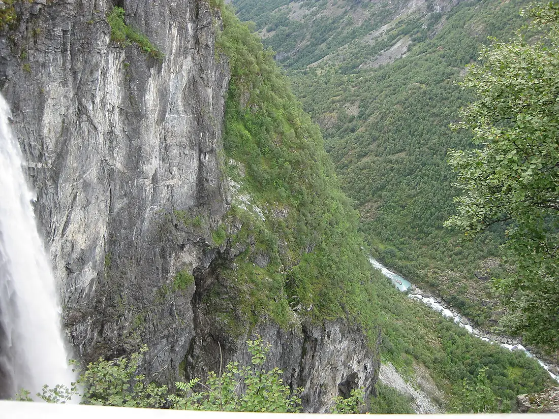 Utladalen from Vettisfossen