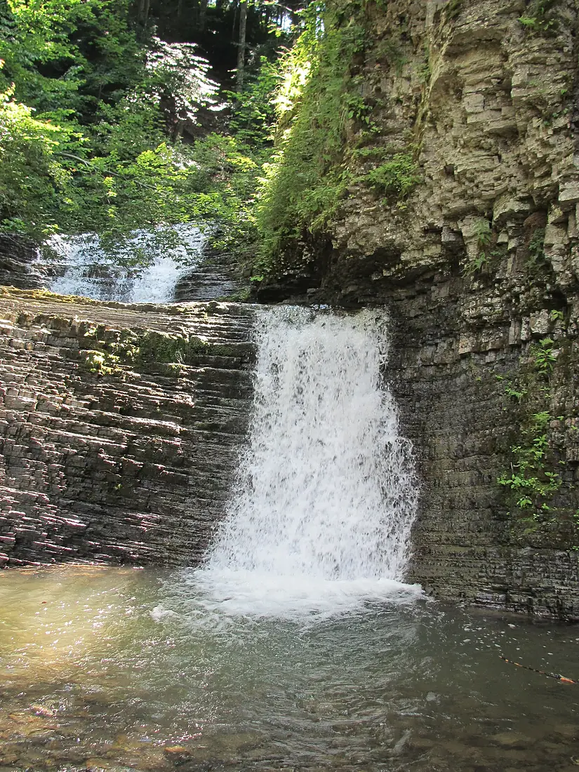 Замлакський водоспад