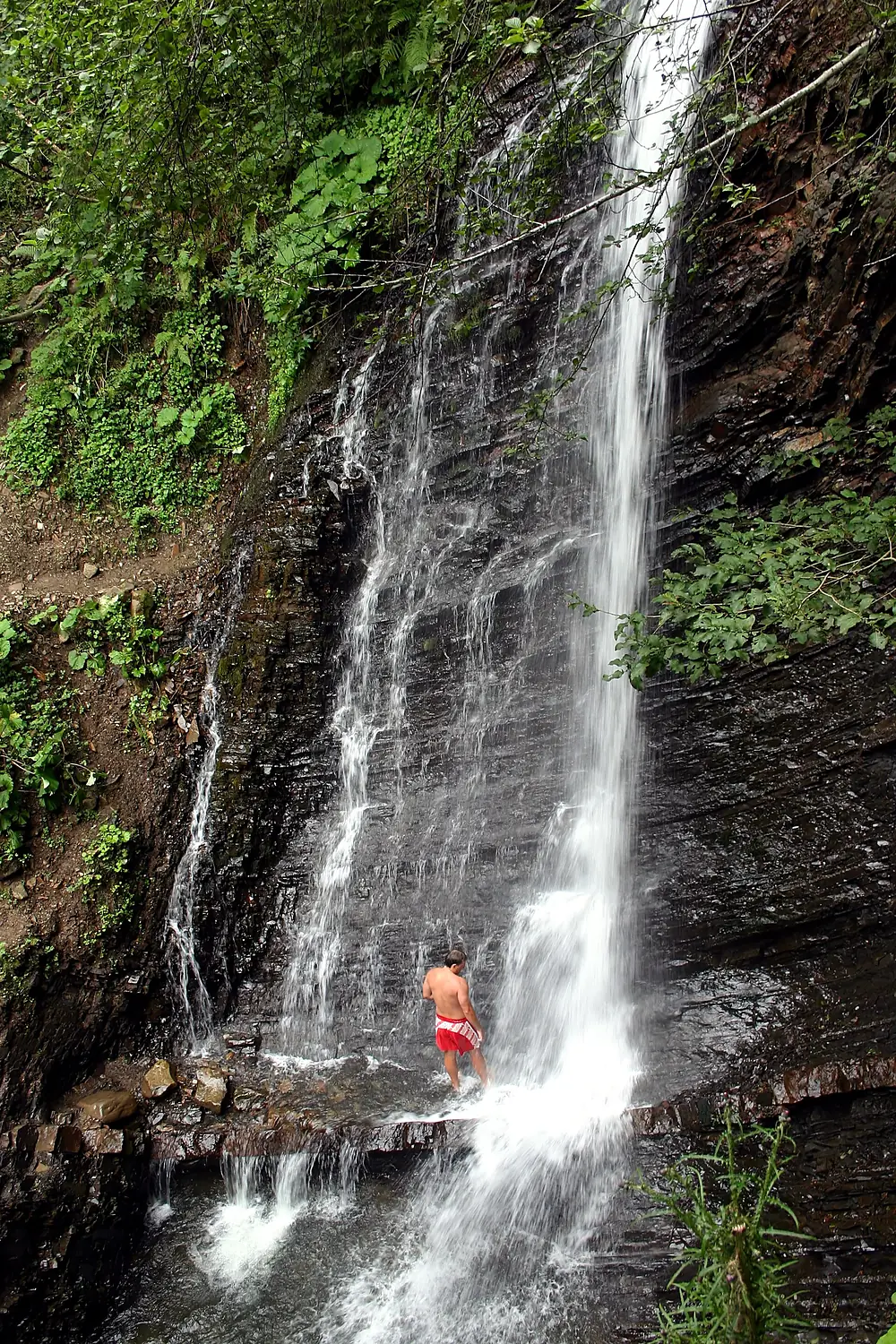 Waterfall Zhenets Ukraine (4112)